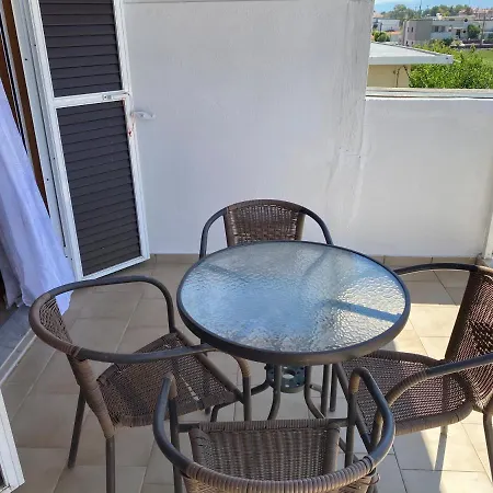 Marina Apartment *